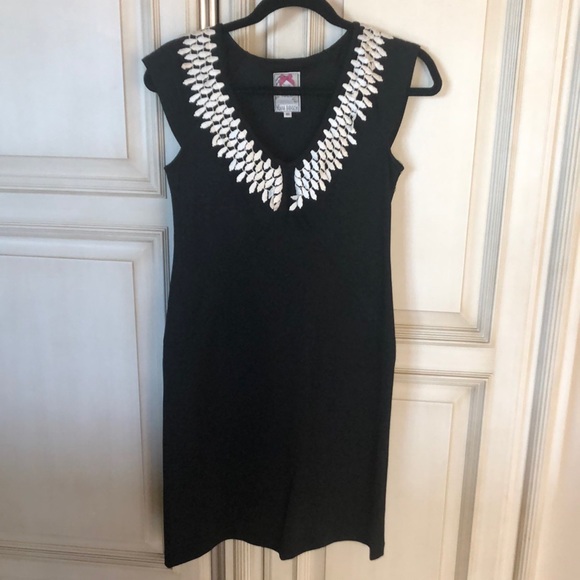 Beautiful sleeveless black dress size XS - Picture 1 of 4